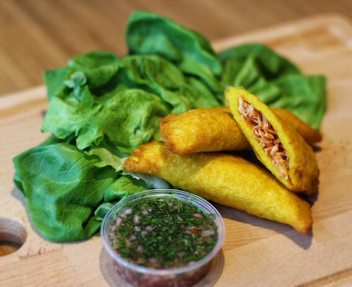 Rezeptbild: Kolumbianische Empanadas mit Pulled Chicken