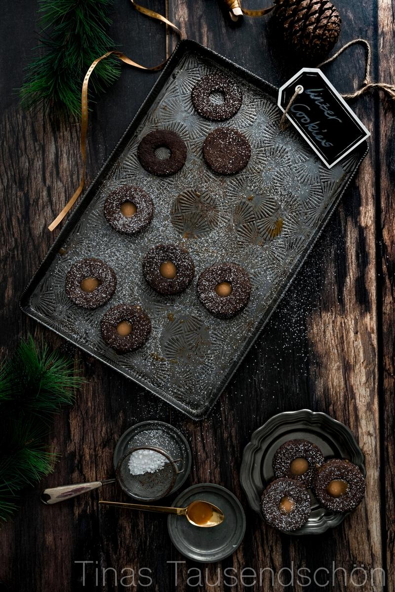 Rezeptbild: Salted Caramel Chocolate Linzer Cookies