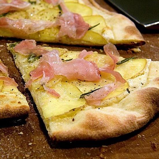 Rezeptbild: Kartoffelpizzette mit Pancetta