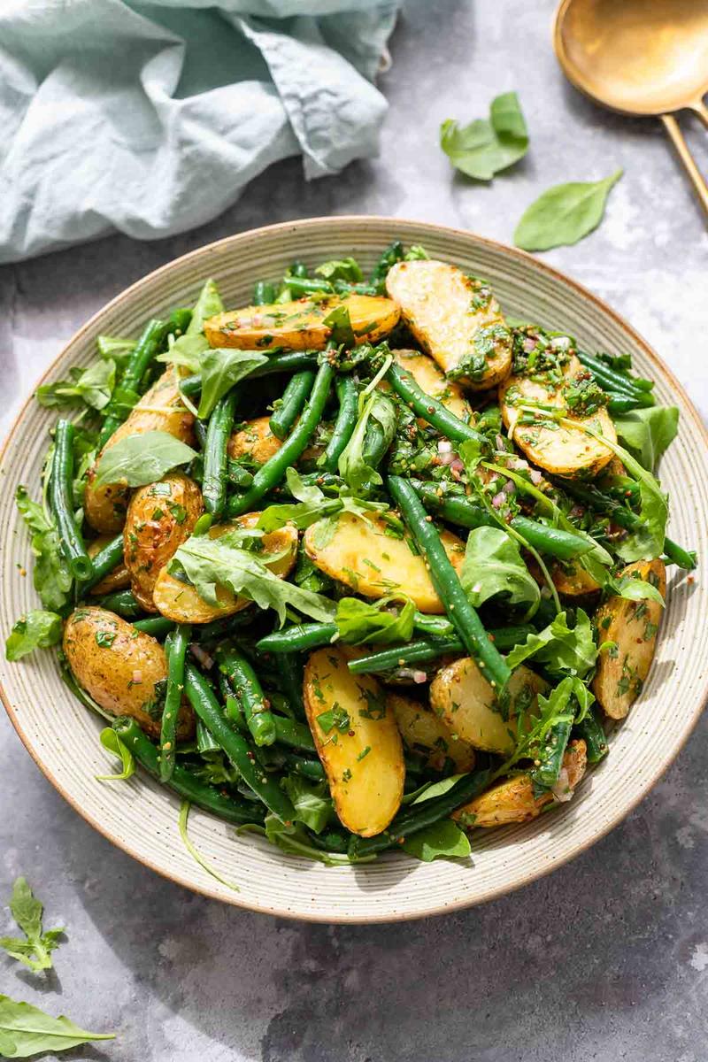 Rezeptbild: Kräuter-Kartoffelsalat mit grünen Bohnen