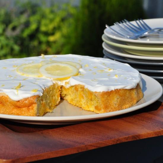 Rezeptbild: Aprikosen Polenta Kuchen