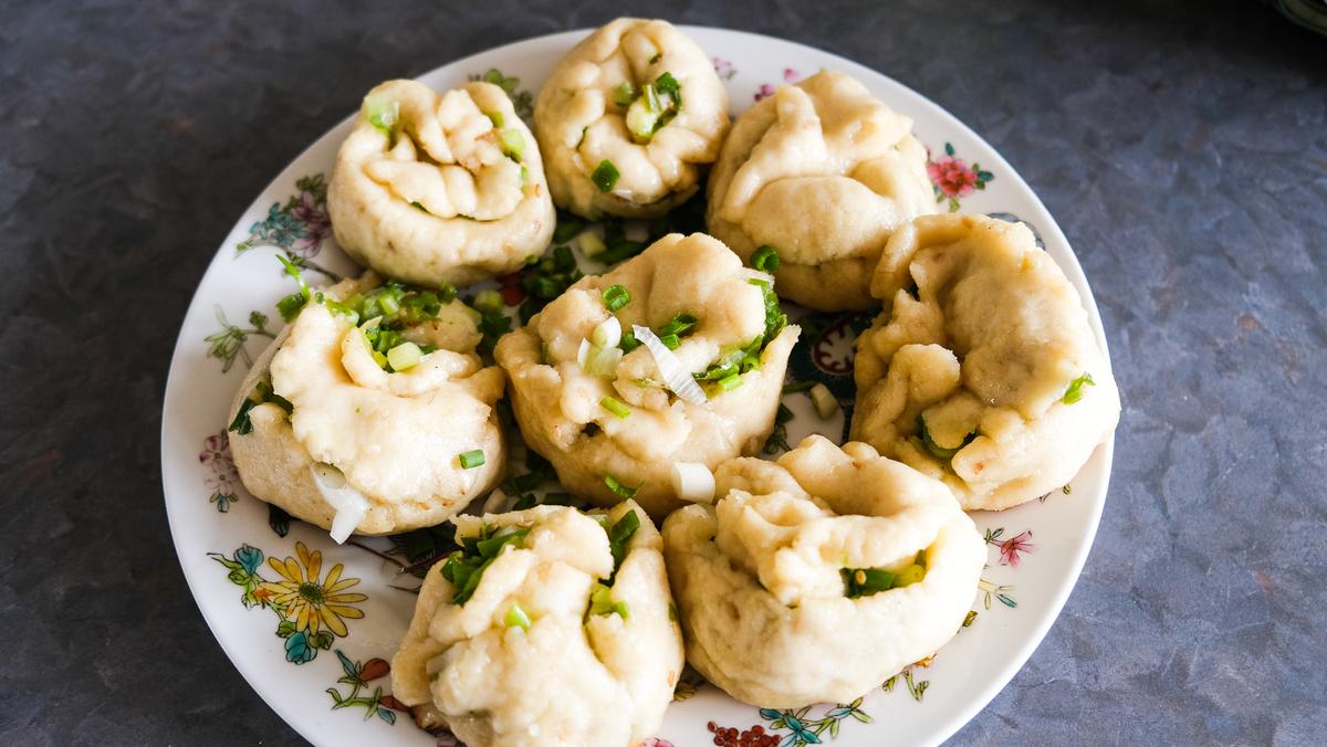 Rezeptbild: Chinesische Fruehlingszwiebel Broetchen