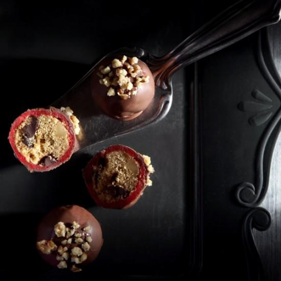 Rezeptbild: marzipan chocolate chip cake balls