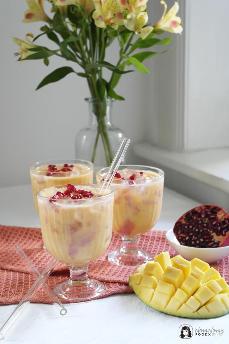 Rezeptbild: Amarula Granatapfel Mango Fruity Cocktail (Werbung)