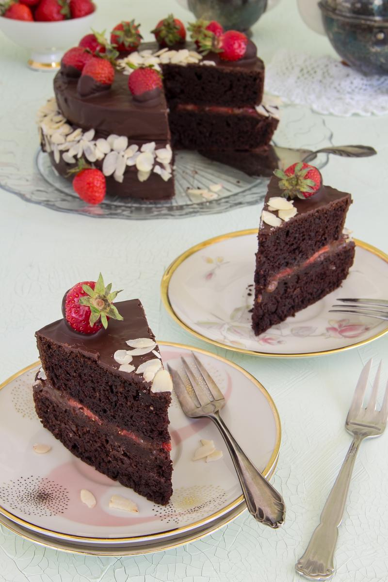 Rezeptbild: Erdbeer-Schoko-Torte (vegan)