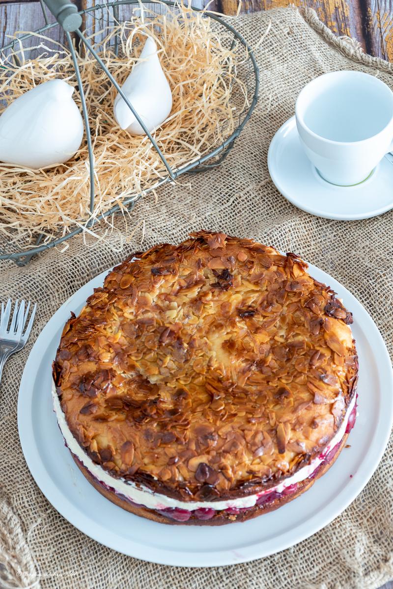 Rezeptbild: Bienenstich klassisch oder mit Kirschen