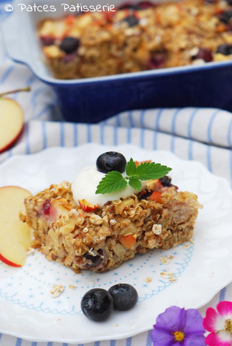 Rezeptbild: Baked Bluberry Oatmeal [Gebackener Haferflocken-Auflauf]