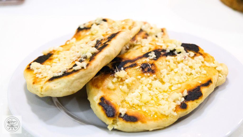 Rezeptbild: Butter und Knoblauch Naan