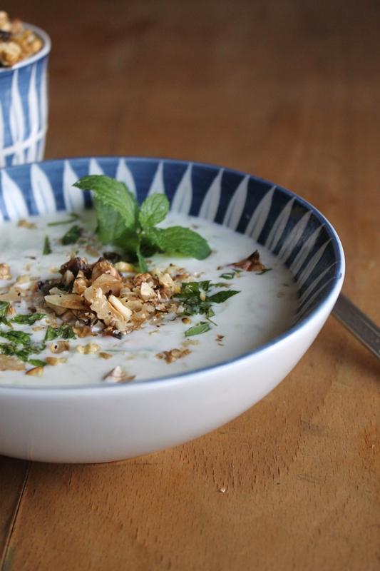 Rezeptbild: Persische Joghurtsuppe mit Gurken