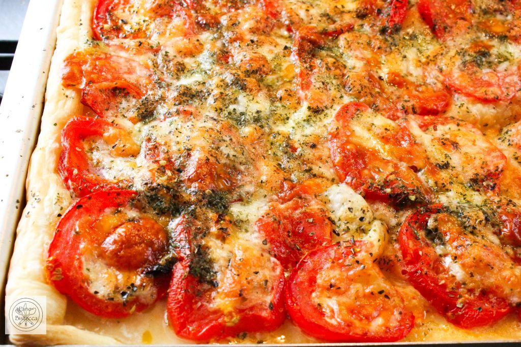 Rezeptbild: Tomaten-Mozzarella Pie