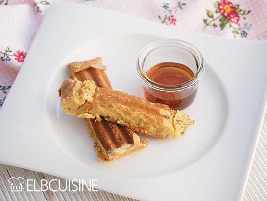 Rezeptbild: Jamie Olivers Frühstücks-Waffeln mit Ahornsirup