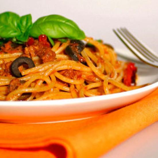 Rezeptbild: Spaghetti mit Tunfischsoße