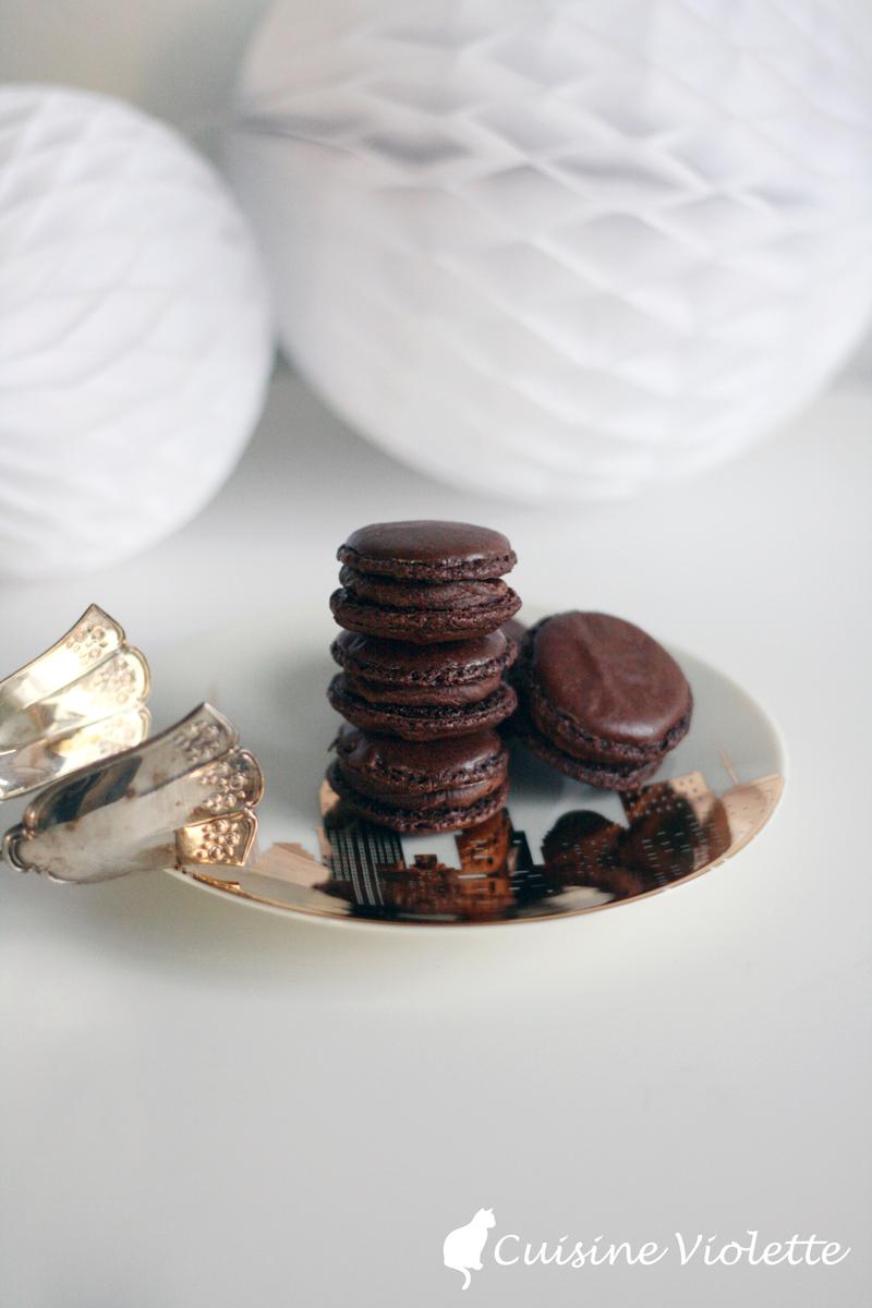 Rezeptbild: Schokoladen-Macarons mit Zartbitter-Ganache