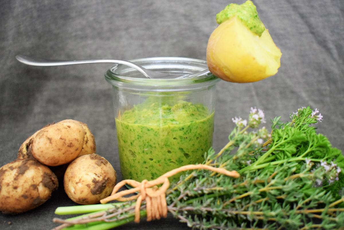 Rezeptbild: Neue Kartoffeln mit Salsa Verde