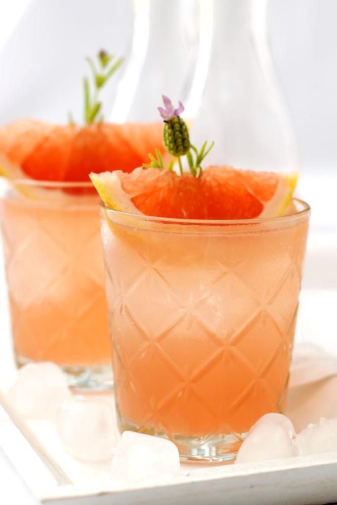 Rezeptbild: Grapefruit-Rosé, der schnelle Sommer-Aperitif aus Südfrankreich. Oh la la!