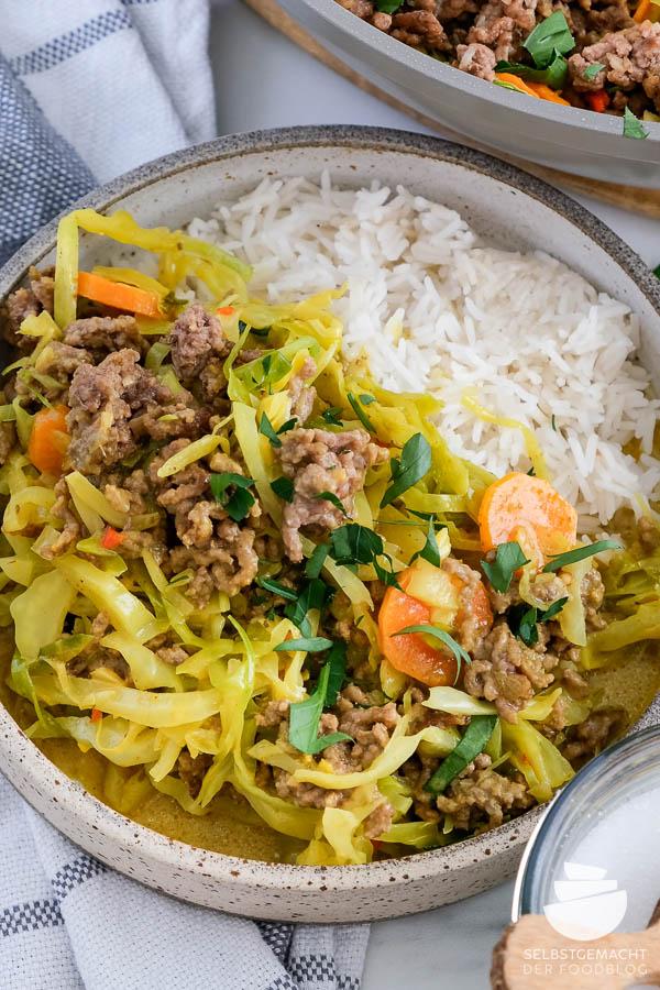 Rezeptbild: Spitzkohlpfanne mit Hackfleisch und Curry