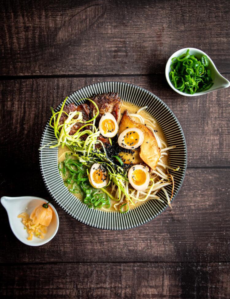 Rezeptbild: Ramen mit Wachteleier