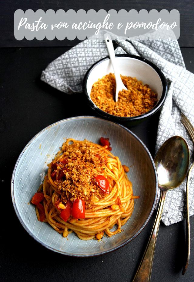 Rezeptbild: Pasta von acciughe e pomodoro - Nudeln mit Bröseln und Tomate