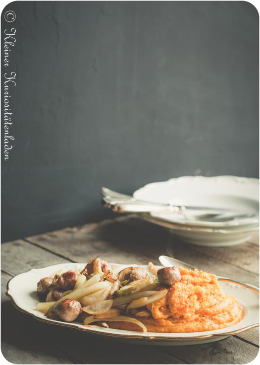 Rezeptbild: Kürbispolenta mit Bratwurstbällchen und Fenchelgemüse