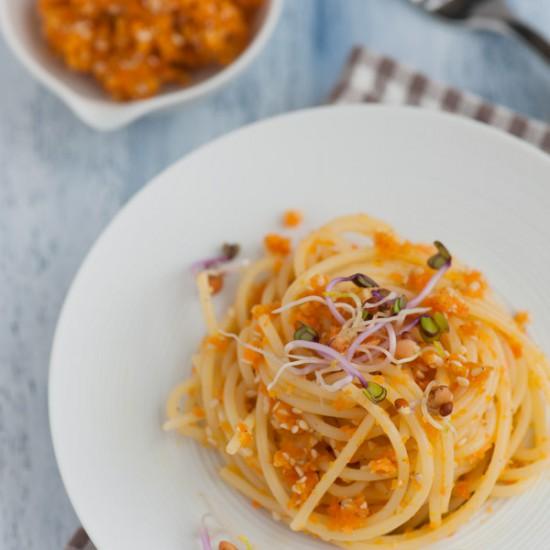 Rezeptbild: Möhrenkaviar und Spaghetti