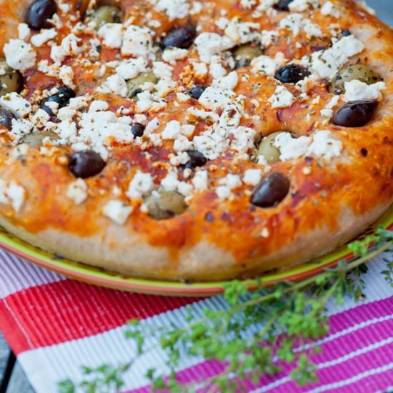 Rezeptbild: Gefülltes Pizzabrot mit Sauerteig