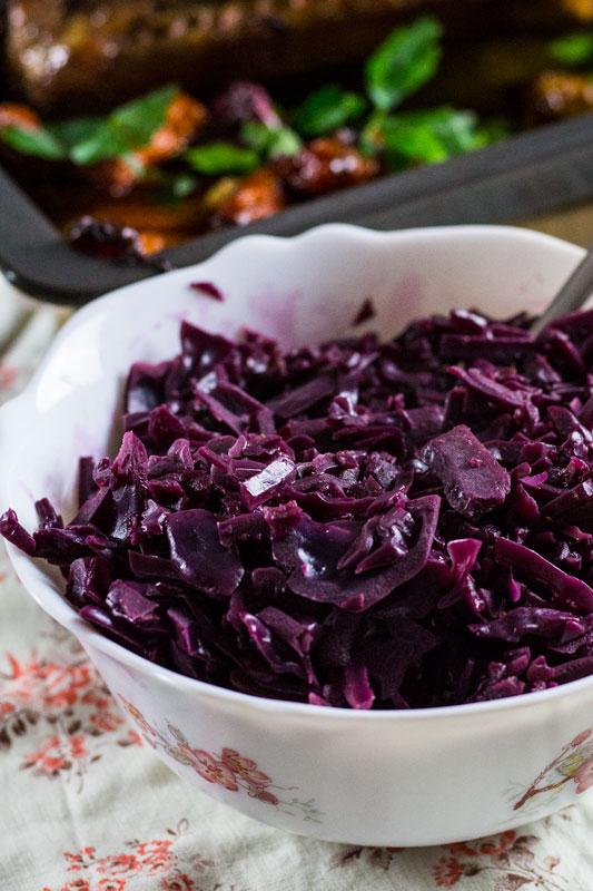 Rezeptbild: Rotkraut (Rotkohl) mit Äpfeln, Zimt, Nelken und Rotwein