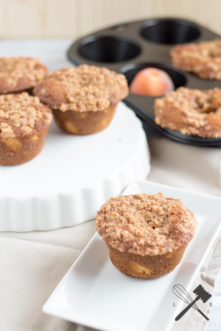 Rezeptbild: Peach Streusel Muffins