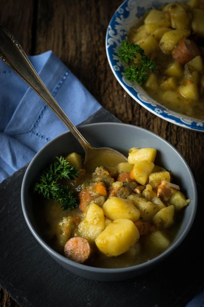 Rezeptbild: Kartoffelsuppe mit Würstchen