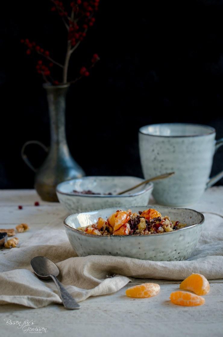 Rezeptbild: Süßes Couscous Frühstück mit Mandarine und Kakaonibs