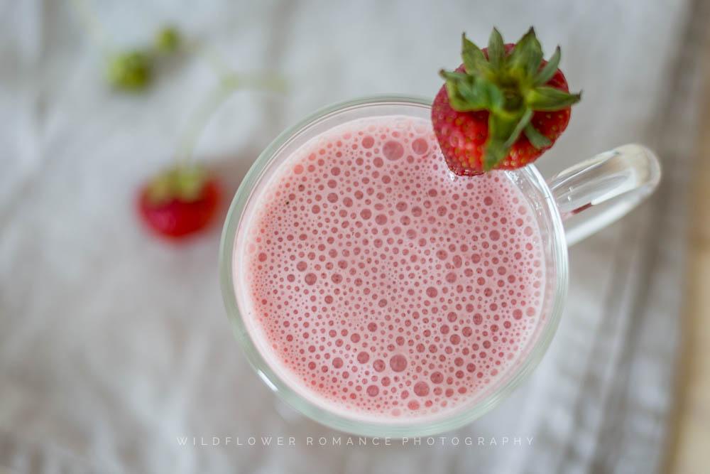 Rezeptbild: Fruchtig leichter Erdbeer-Smoothie