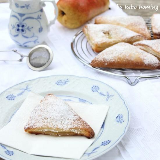 Rezeptbild: Topfenspitzen mit Birnenfülle...