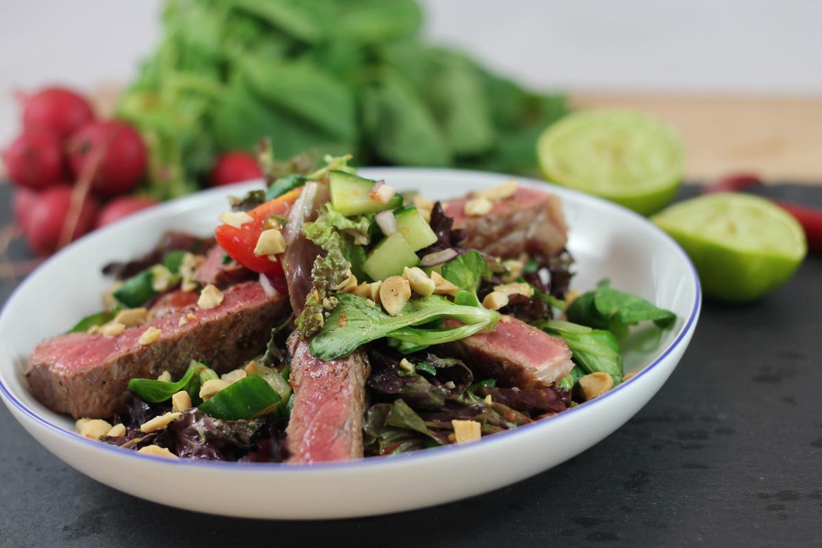 Rezeptbild: Asiatischer Steak Salat
