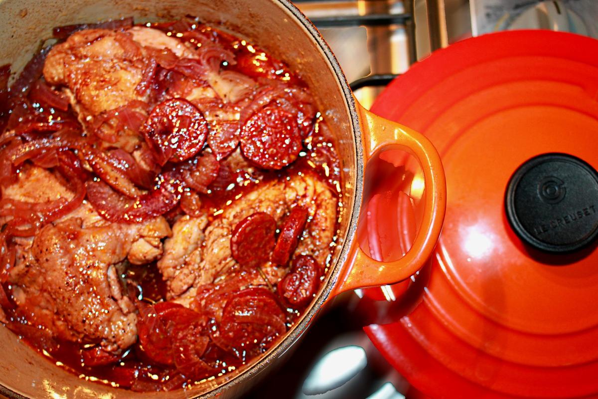 Rezeptbild: Huehnerstuecke mit Chorizo in Rotwein und Balsamico