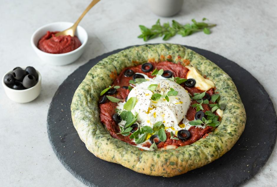 Rezeptbild: Vegetarische Protein-Pizza mit Spinatteig