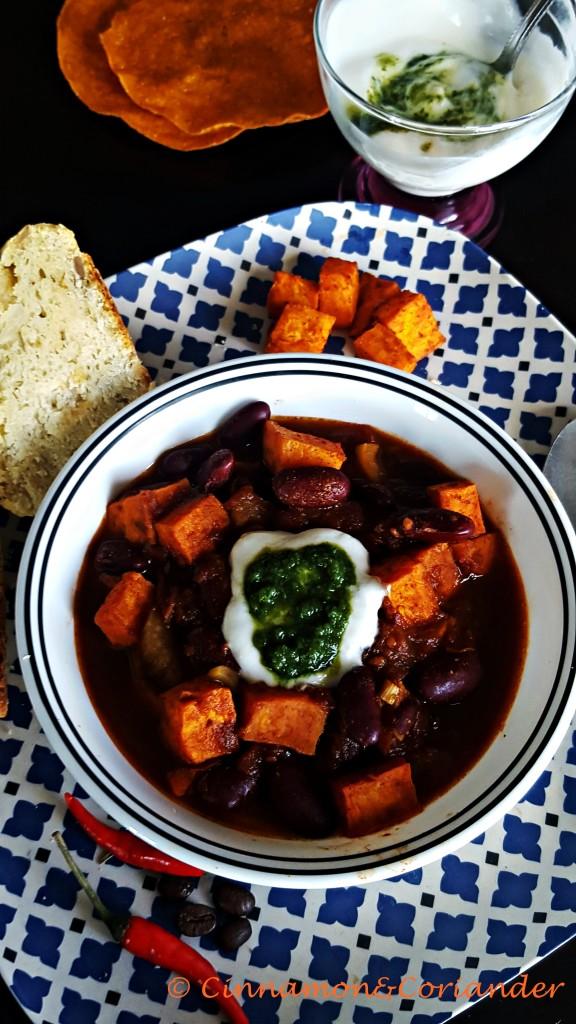 Vegetarisches Süßkartoffel Chili mit Bohnen von Cinnamon &amp; Coriander ...