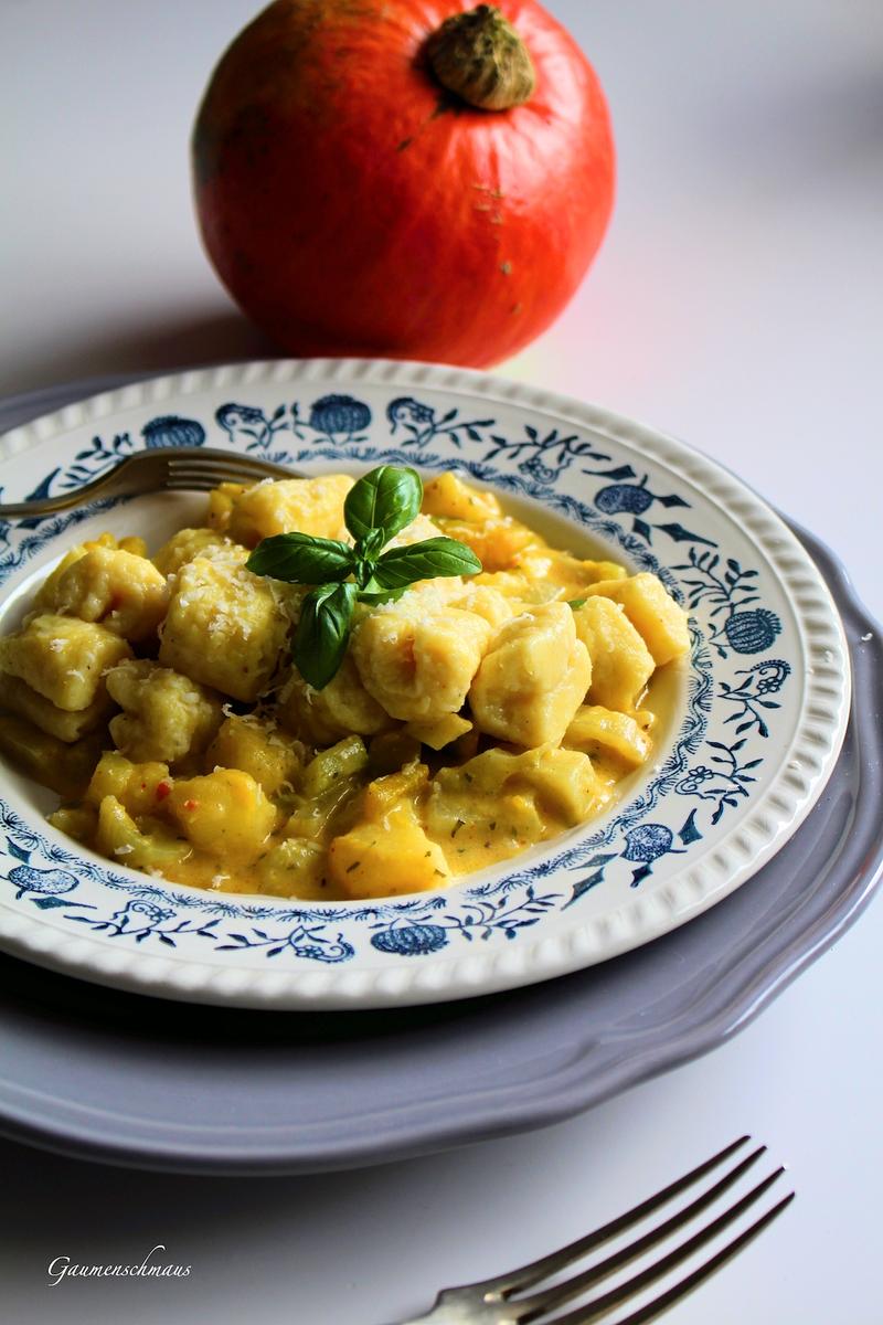 Rezeptbild: Gnocchi & Kürbisragout